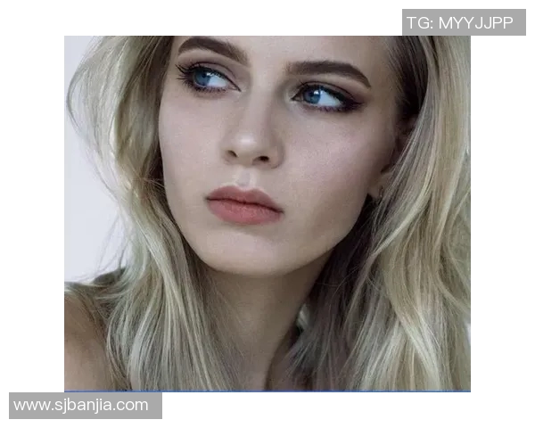 美女对足球明星的偏爱究竟是缘何而起的深度探讨