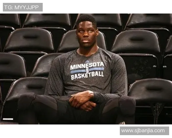 篮网与费内巴切激战正酣球迷期待精彩对决与惊喜时刻