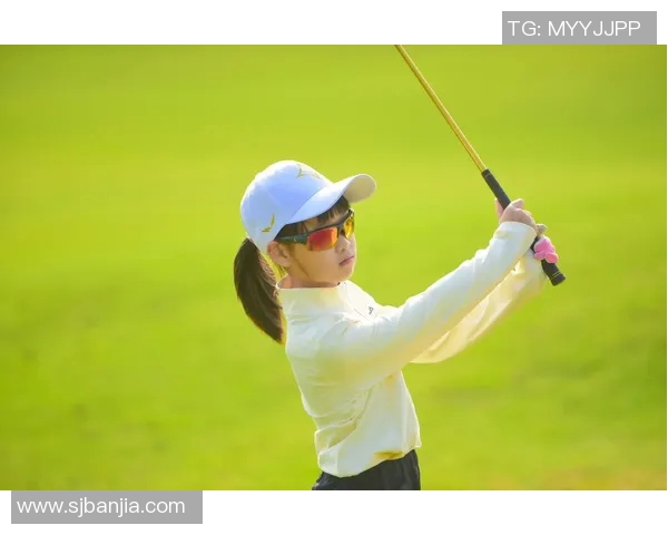 优雅与力量并存的篮球女星展现最有气质的魅力与风采
